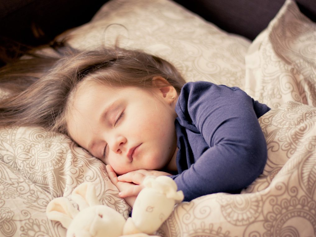 脳がシャットダウンしてくれない時でも眠るケース別対処方法